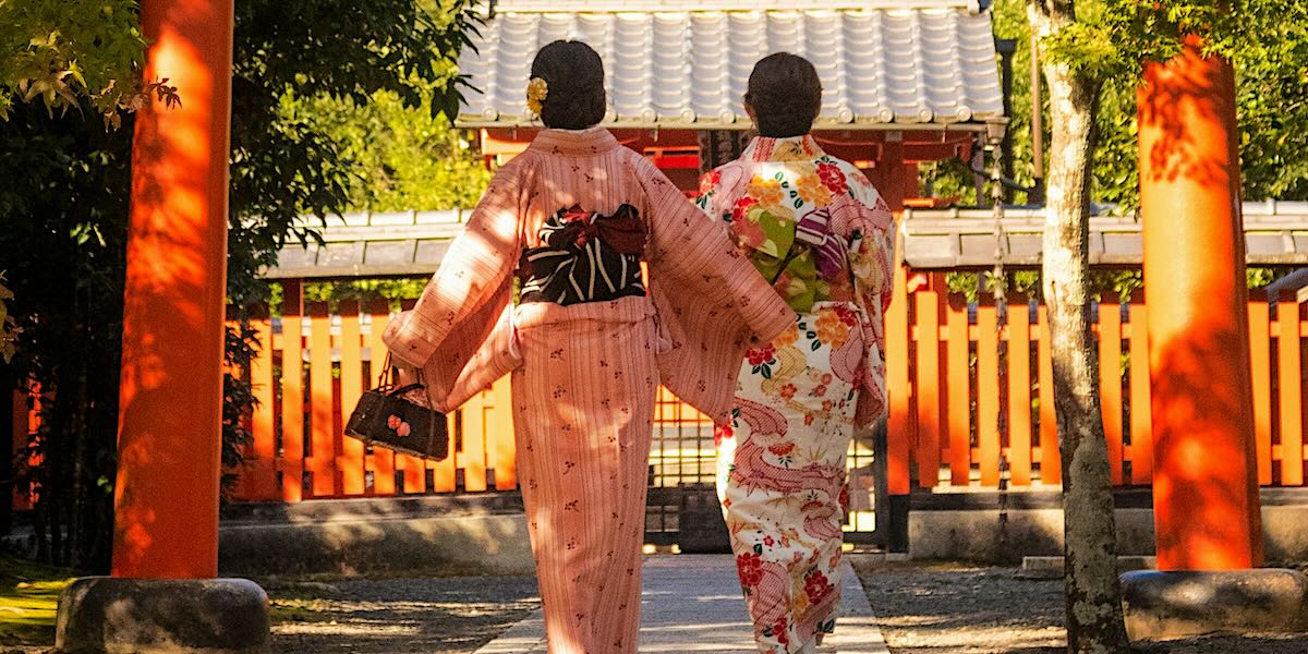 伊香保温泉 レンタル着物姿の女性2人